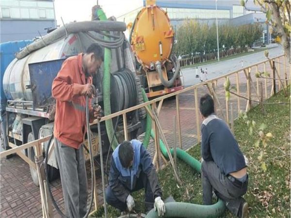 太原市疏通浴缸费用（济南浴缸疏通多少钱一次）